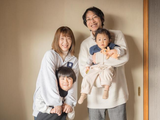 佐々木 裕治（ゆうじ）さん・愛菜（あいな）さん・奏太（かなた）くん・柊太（しゅうた）くん家族