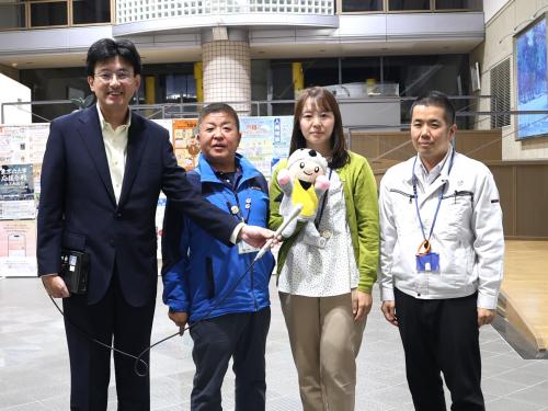 とみっぴーラジオ11月号の出演者の写真