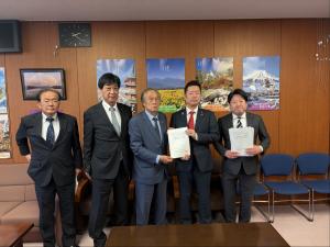 国道交通省での様子